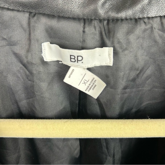 BP. Vegan Leather Shacket button front long length black size: XL - Picture 3 of 7